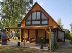 Ferienhaus "Alina" mit Garten zum entspannen - Hähnichen