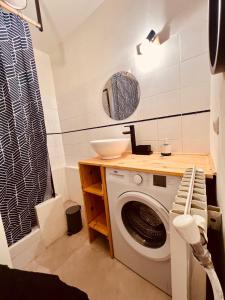 Disney-Bord de Marne-Parking Privé