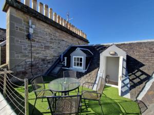 Rose Street 4 bedroom