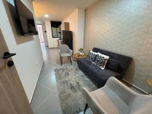 Apto en la calle de las sombrillas para estrenar, la mejor ubicacion en guatape garantizada