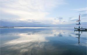 Cozy Home In Rechlin With Sauna