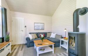 Lovely Home In Krems Iiwarderbrück