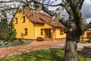 Wohnung in Niedergurig mit Grill, Sauna und Garten - Radibor