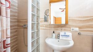 Casa Olivares Altos Sayalonga by Ruralidays