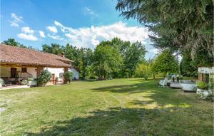 Three-Bedroom Holiday Home  room in Three-Bedroom Holiday Home in Bene Vagienna CN