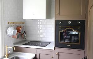 Lovely Home In Vaggeryd With Kitchen