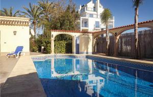 Lovely Home In Dénia With Kitchen