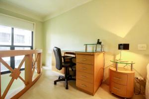 Apartamento Duplex Place Vendome! Moema, 58m2, Amplo, Conforto, Luxo! Servicos, Estacionamento, Internet, Metro!