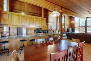 Amazing Dollar Point Retreat