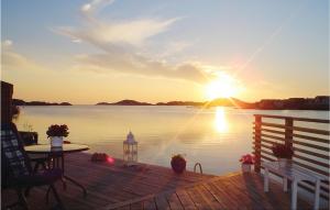 1 Bedroom Lovely Apartment In Skärhamn