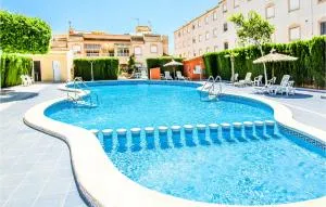 Cozy Apartment In Torrevieja With Wifi - Сан-Міґель-де-Салінас