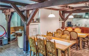 6 Bedroom Beautiful Home In Sianów