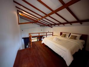 Kalamoana House