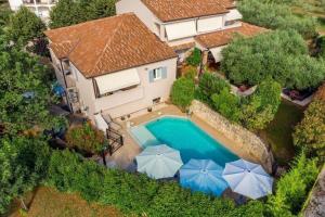 Villa Lidija mit Pool für 8 Personen 