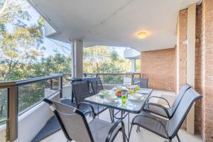 The Commodore 17, 9-11 Donald St - water views, Wi-Fi