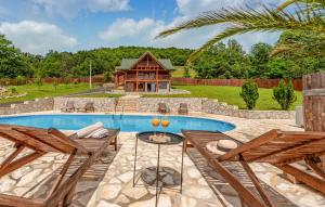 Kolibe Lika - Bellow The Hill