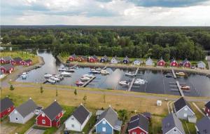 Lovely Home In Zerpenschleuse With Wifi