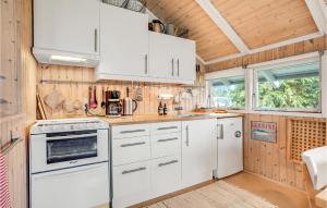 Cozy Home In Ebeltoft