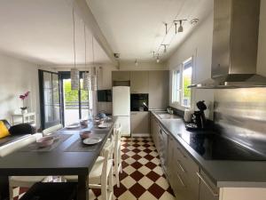 Maison de charme rénovée près du port ostréicole, idéale pour vacances à pied ou à vélo - FR-1-420-147