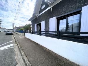 Maisons de vacances Maison de charme renovee pres du port ostreicole, ideale pour vacances a pied ou a velo - FR-1-420-147 : photos des chambres