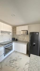 nuevo cómodo y amplio departamento 2 albercas