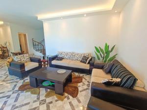 فيلا اول صف بحيره صخريه مارينا 5