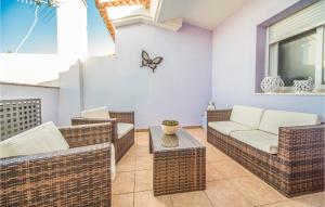3 Bedroom Cozy Home In Peñiscola