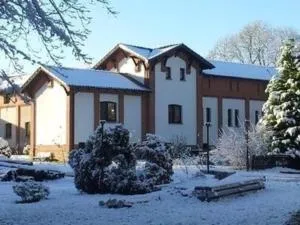 Gemütliche Ferienwohnung in Kuchelmiß mit Großem Garten - Lalendorf