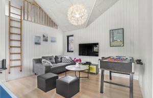 Lovely Home In Tisvildeleje With Sauna