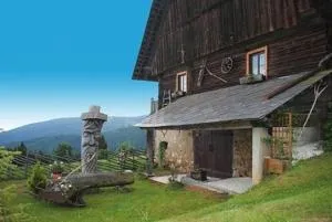 Almhütte Helmut Dischgerbrent in Sankt Margarethen - Leiwald