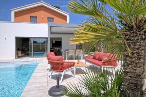 Maisons de vacances Family house with private pool : Maison de Vacances