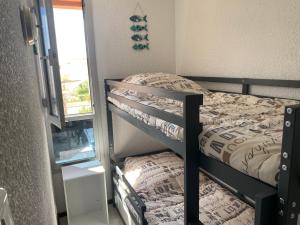 Studio Cabine avec Loggia, Parking, Proche mer, TV, Lave-Linge, 2 Vélos, Port Leucate, 4 Pers. - FR-1-798-4