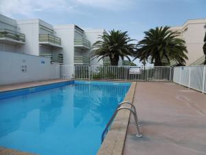 Studio Cabine à Port Leucate : 4 Pers, Piscine, Front de Mer, Terrasse, Parking - FR-1-798-9
