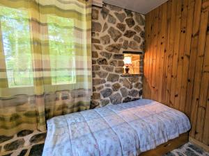 Maisons de vacances Ile privee en Berry, nature et peche, chauffage central - FR-1-591-593 : photos des chambres