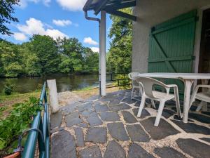 Maisons de vacances Ile privee en Berry, nature et peche, chauffage central - FR-1-591-593 : photos des chambres