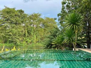 Ruen Maihom Riverside Cottage