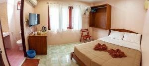 Hugs Guesthouse