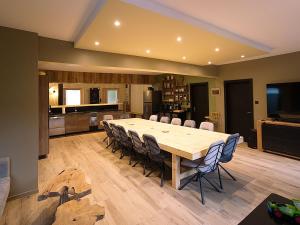 Chalet familial avec salle de jeux et spa, près de Gérardmer, pour 15 pers. - FR-1-589-647