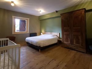 Maisons de vacances Chalet familial avec salle de jeux et spa, pres de Gerardmer, pour 15 pers. - FR-1-589-647 : photos des chambres