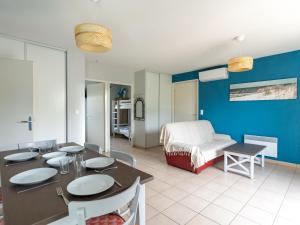 Maison avec Piscine à Parentis-en-Born, près du Lac – 3 Chambres, Terrasse et WiFi Inclus - FR-1-319-572