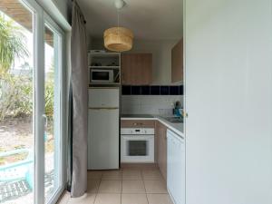 Maison avec Piscine à Parentis-en-Born, près du Lac – 3 Chambres, Terrasse et WiFi Inclus - FR-1-319-572