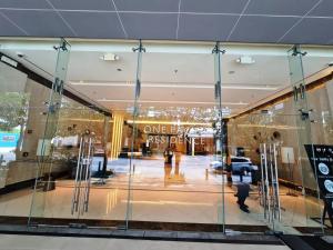 One Pacific Residence 18 D