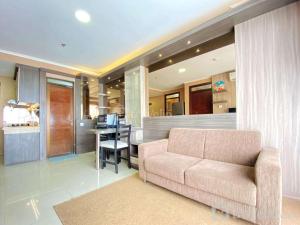 Good Deal 2BR Apartment at Gateway Pasteur By Travelio