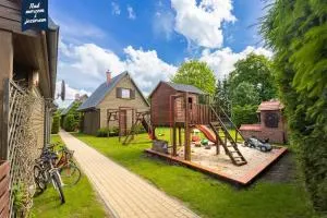 CAŁOROCZNE DOMKI NAD MORZEM I JEZIOREM - 杰泽扎尼