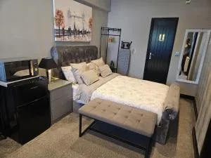 Luxury Room In Dudley - 提普顿