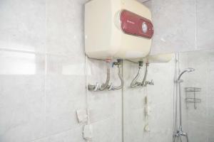 Good Deal and Homey Studio Bassura City Apartment By Travelio