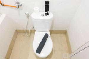 Comfort 2BR at Bassura City Cipinang Apartment By Travelio