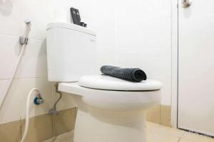 Comfort 2BR at Bassura City Cipinang Apartment By Travelio