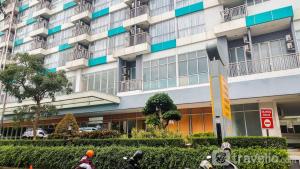 2BR Best Location The H Residence Apartment By Travelio