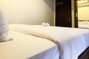 2BR Best Location The H Residence Apartment By Travelio